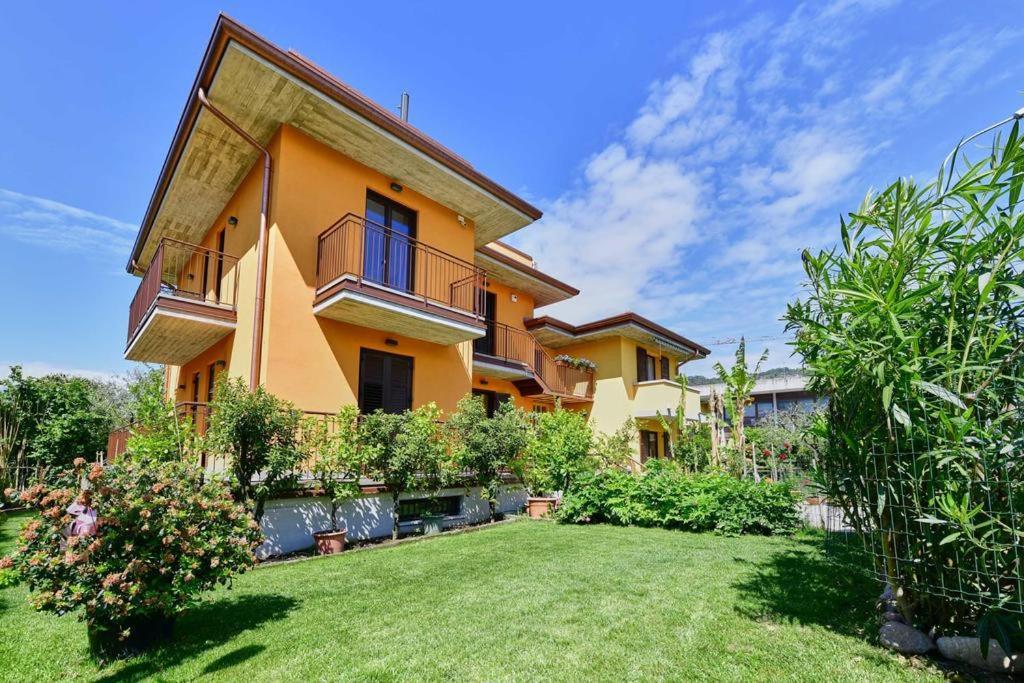 La Terrazza Sul Garda Hotel Exterior photo