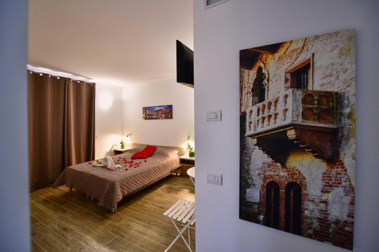 La Terrazza Sul Garda Hotel Exterior photo